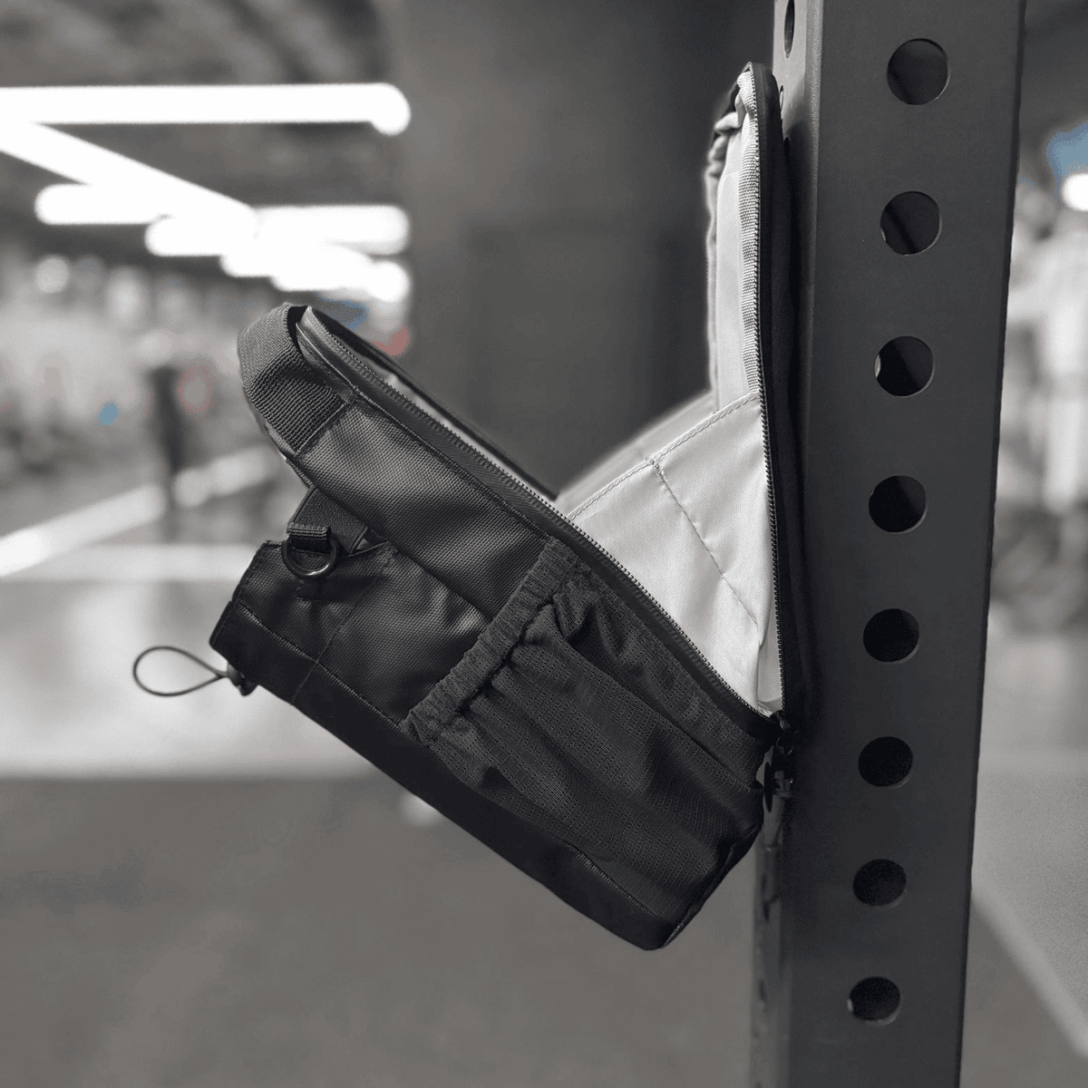 Magnetic Active Gym Carrier Bag™